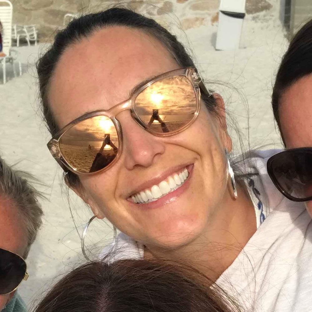 Meet your Posher, Whitney